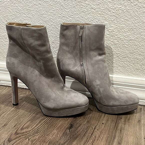 Veronica Beard DALI PLATFORM BOOTIE in Black Suede Size 8 1/2 - Picture 1 of 6